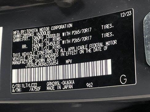 Certified 2024 Toyota 4Runner TRD Off-Road Premium w/ Off Road Premium Plus Package image 36