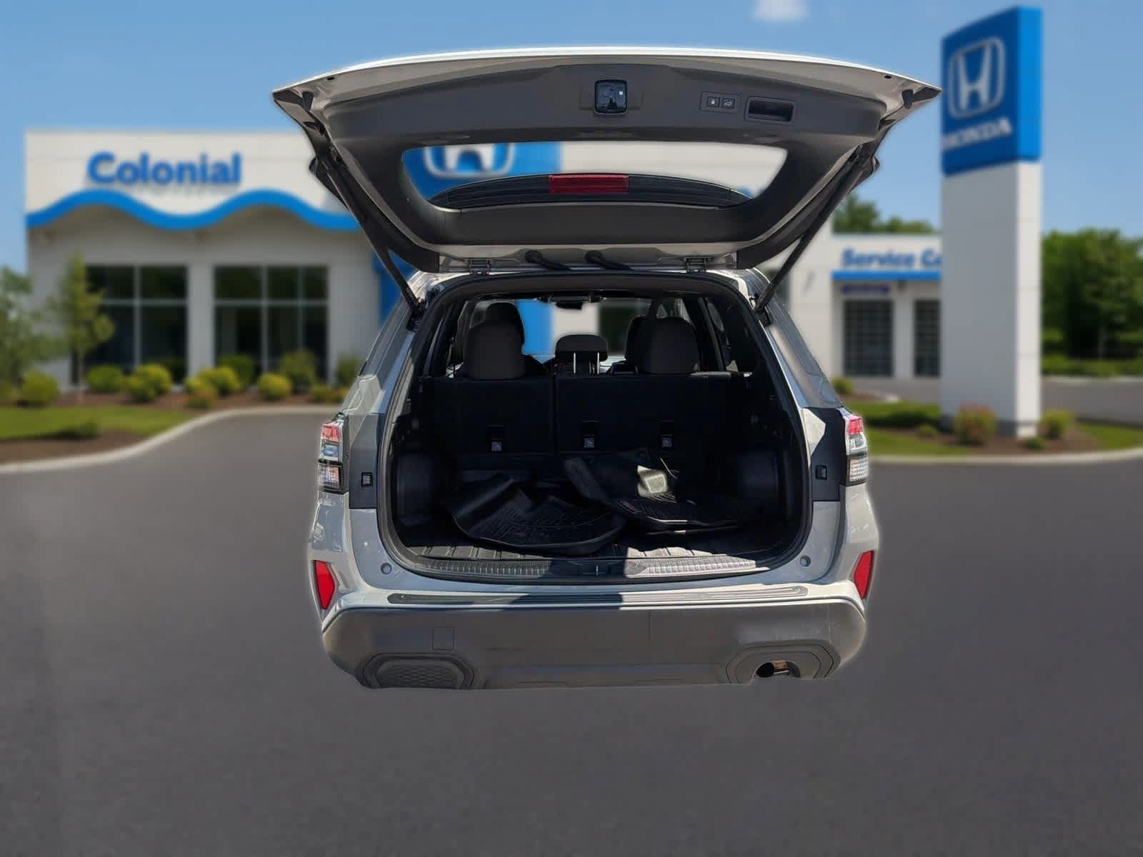 Used 2025 Subaru Forester Premium AWD/4WD image 35