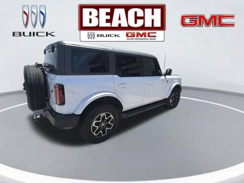 Used 2024 Ford Bronco Outer Banks AWD/4WD image 3