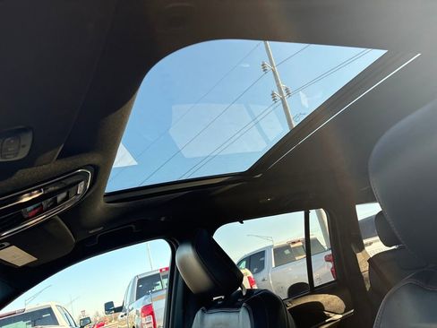 Used 2022 Jeep Grand Cherokee Trailhawk w/ Luxury Tech Group III image 26