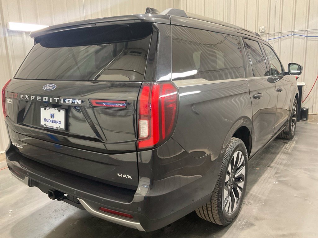 Used 2025 Ford Expedition Max Platinum w/ Driver's Package AWD/4WD image 26