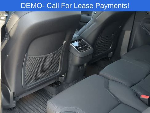 Used 2026 Volvo XC90 B6 Plus w/ Protection Package Premier AWD/4WD image 17