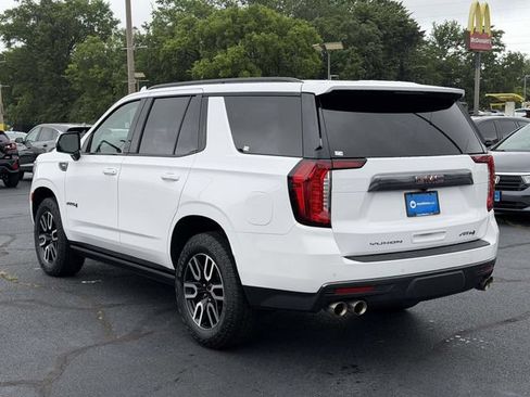 Used 2022 GMC Yukon AT4 w/ AT4 Premium Plus Package AWD/4WD image 3