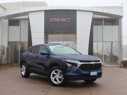 Used 2024 Chevrolet Trax LS w/ LS Convenience Package