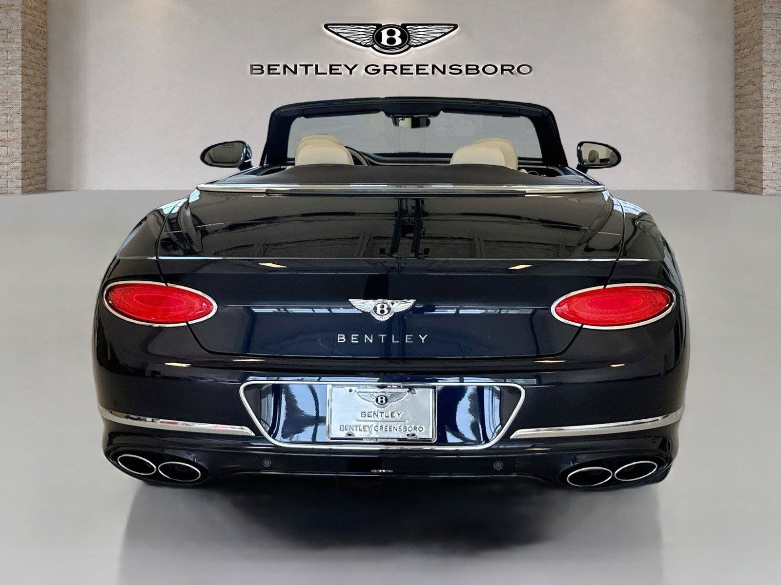Used 2024 Bentley Continental GT V8 AWD/4WD image 11