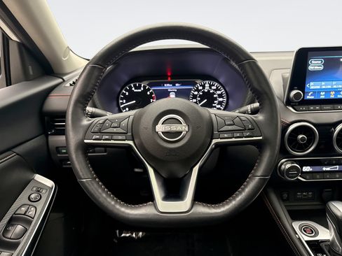 Used 2024 Nissan Sentra SR w/ SR Premium Package FWD image 12