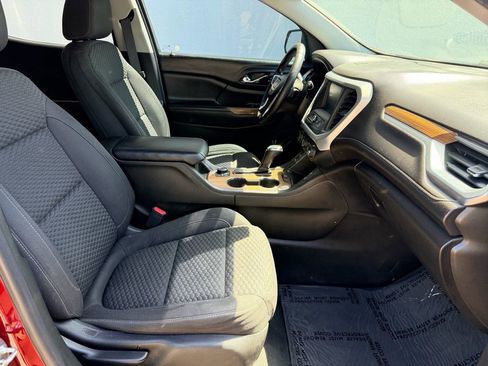 Used 2017 GMC Acadia SLE w/ Driver Alert Package I FWD image 18