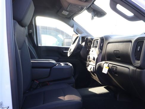 New 2026 Chevrolet Silverado 2500 Custom w/ Custom Value Package image 39