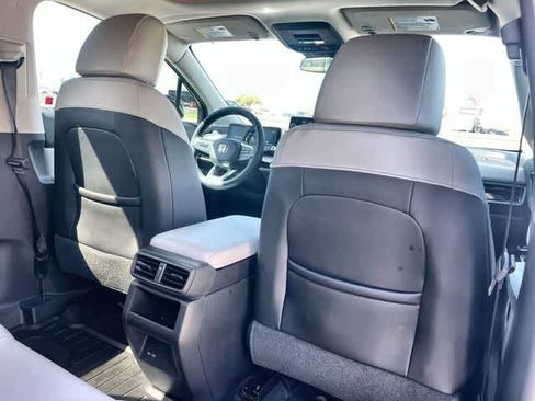 Certified 2025 Honda Prologue Touring image 13