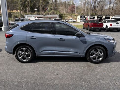 Used 2024 Ford Escape ST-Line w/ Tech Pack #1 image 5