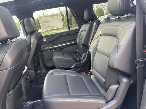 New 2026 Lincoln Navigator L Reserve w/ Jet Appearance Package AWD/4WD image 20