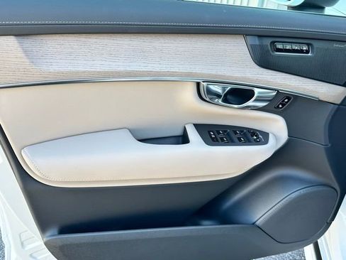 New 2026 Volvo XC90 B6 Ultra w/ Protection Package image 20