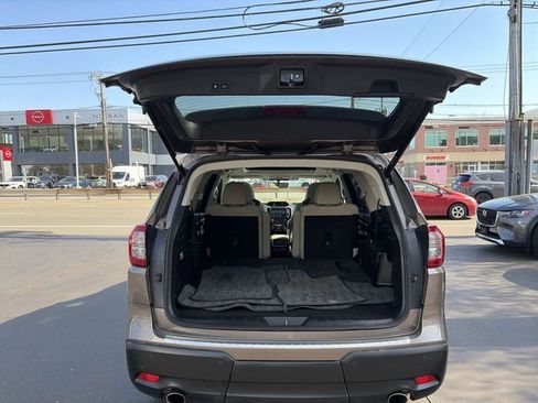 Used 2021 Subaru Ascent Limited w/ Technology Package AWD/4WD image 23