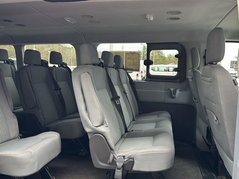Used 2019 Ford Transit 350 XLT image 10