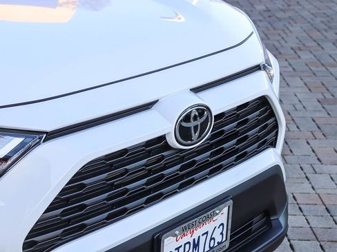 Certified 2025 Toyota RAV4 XLE image 6