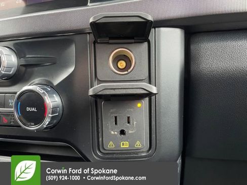 Used 2025 Ford F350 Platinum w/ Tremor Off-Road Package image 38