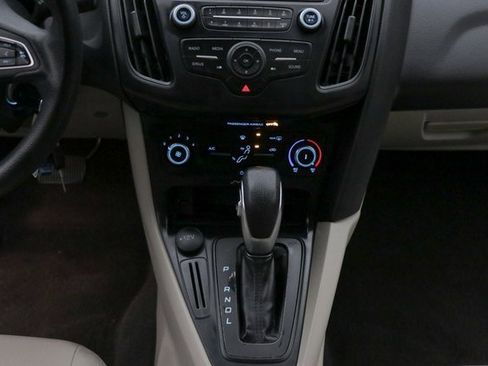 Used 2018 Ford Focus SE image 22