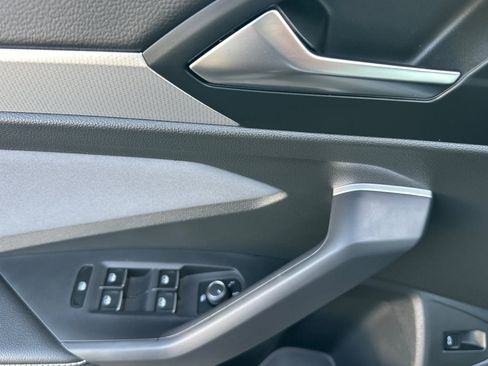 New 2026 Volkswagen Jetta SE image 9