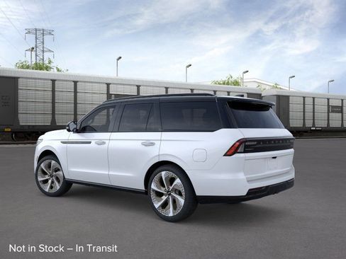 New 2026 Lincoln Navigator Black Label AWD/4WD image 4