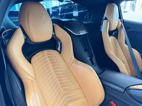 Used 2023 Chevrolet Corvette Stingray Premium Cpe w/ Z51 Performance Package RWD image 16