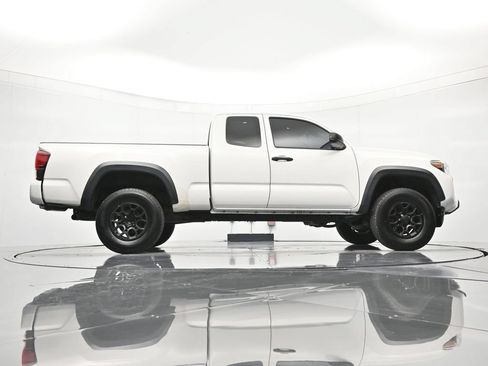 Used 2022 Toyota Tacoma SR w/ SX Package RWD image 39