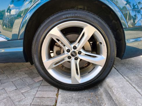 Used 2019 Audi Q7 3.0T Prestige AWD/4WD image 46