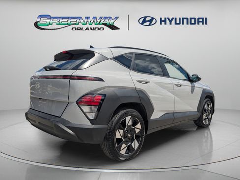 Used 2024 Hyundai Kona SEL FWD image 8