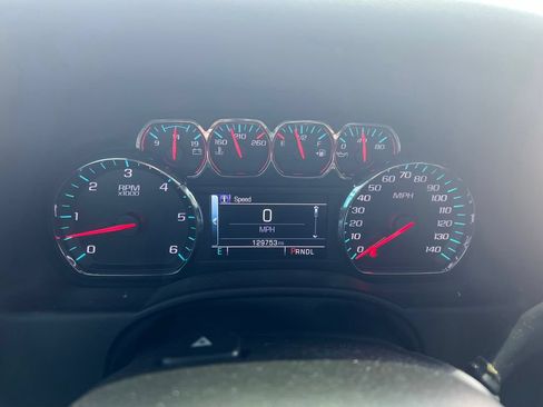 Used 2018 GMC Yukon SLT AWD/4WD image 13