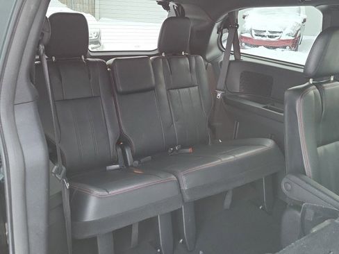 Used 2019 Dodge Grand Caravan GT FWD image 21