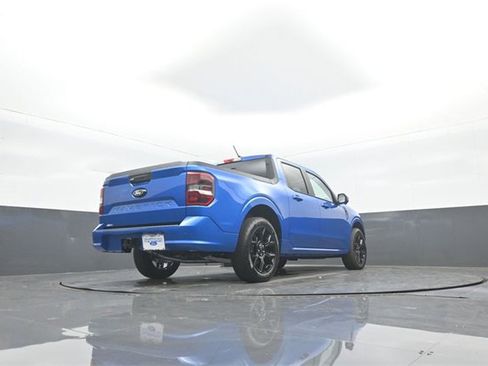 New 2025 Ford Maverick Lobo image 38