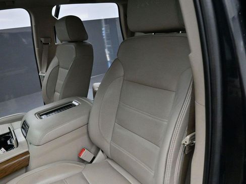 Used 2020 GMC Yukon Denali w/ Denali Ultimate Package AWD/4WD image 19