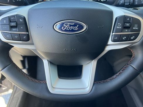 New 2026 Ford Explorer Active image 9