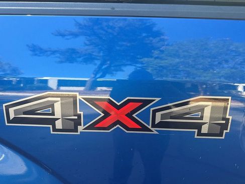 Used 2017 Ford F150 XLT w/ Equipment Group 302A Luxury AWD/4WD image 7