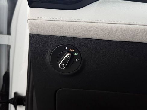New 2026 Volkswagen Taos S AWD/4WD image 18