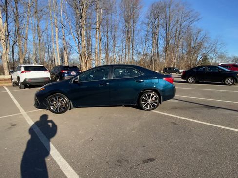 Used 2017 Toyota Corolla SE image 5