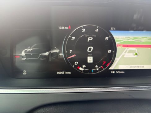 Used 2024 Jaguar F-TYPE R-Dynamic image 19