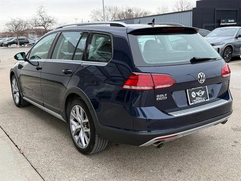 Used 2019 Volkswagen Golf Alltrack SE image 6