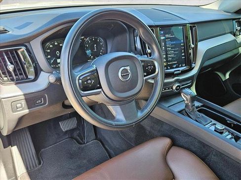 Used 2019 Volvo XC60 T5 Inscription w/ Protection Package Premier FWD image 10
