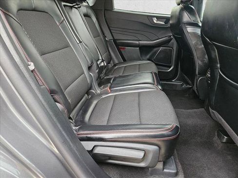 Used 2025 Ford Escape ST-Line FWD image 18