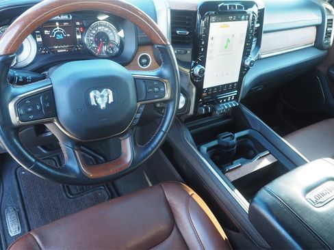 Used 2022 RAM 1500 Limited image 10