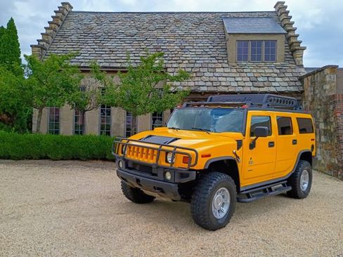 Used 2005 HUMMER H2 w/ Preferred Equipment Group AWD/4WD image 1