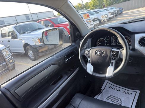 Used 2021 Toyota Tundra Platinum AWD/4WD image 19