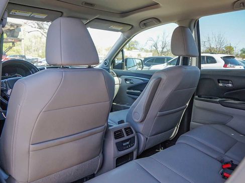 Used 2017 Honda Pilot EX-L image 27