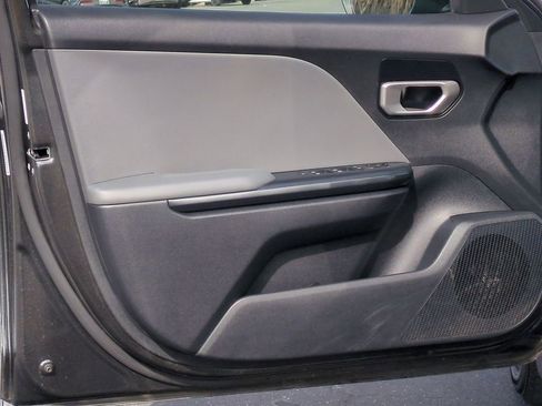 Used 2025 Kia K4 FWD image 24