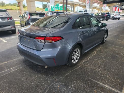 Used 2025 Toyota Corolla LE FWD image 8