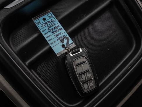 Used 2020 Chrysler Pacifica Touring image 30