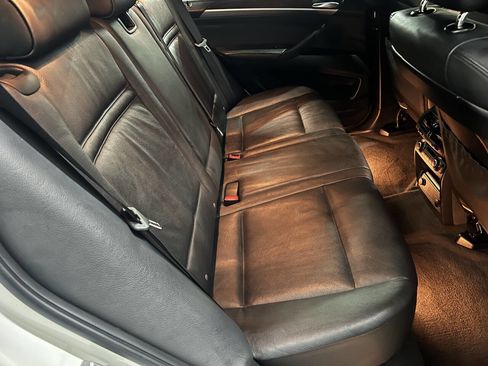 Used 2013 BMW X5 xDrive50i image 19