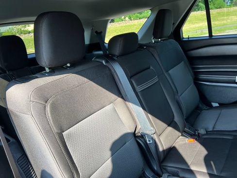 Certified 2022 Ford Explorer XLT AWD/4WD image 35