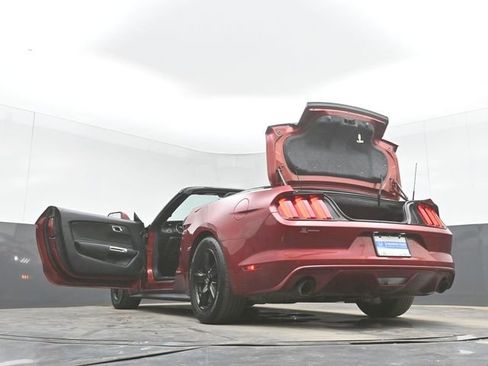 Used 2017 Ford Mustang Convertible RWD image 52
