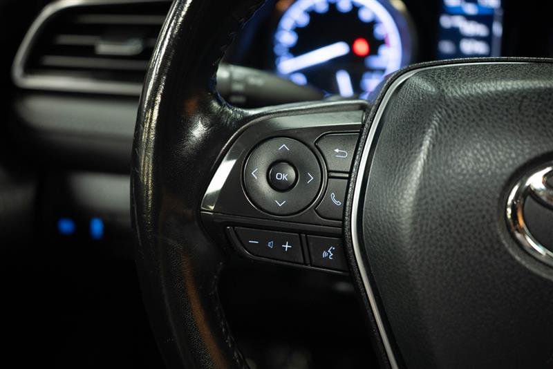 Used 2020 Toyota Camry SE w/ Carpet Mat Package FWD image 26